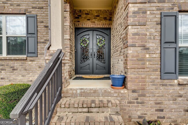 Building Photo - 2216 Golden Eagle Dr