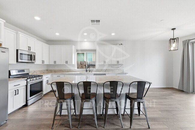 Foto del edificio - Stunning 4-bedroom, 3-bathroom single-level home in the desirable Edgewater community of Marysville