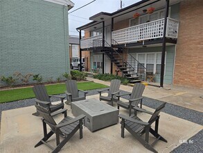 Building Photo - 815 Harvard St