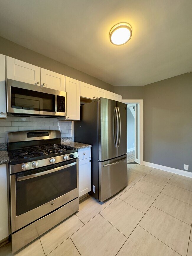 Building Photo - Charming 3Bed/1Bath in Parkville