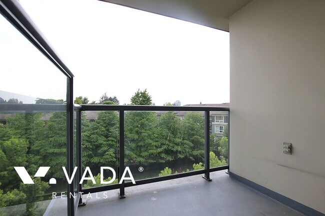 Photo du bâtiment - Nexus 1 Bedroom Apartment For Rent 517-358...