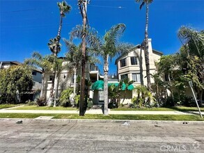 Building Photo - 1130 Newport Ave