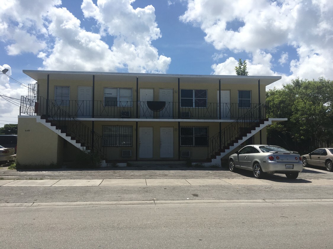 Building Photo - 1401 NW 60th St