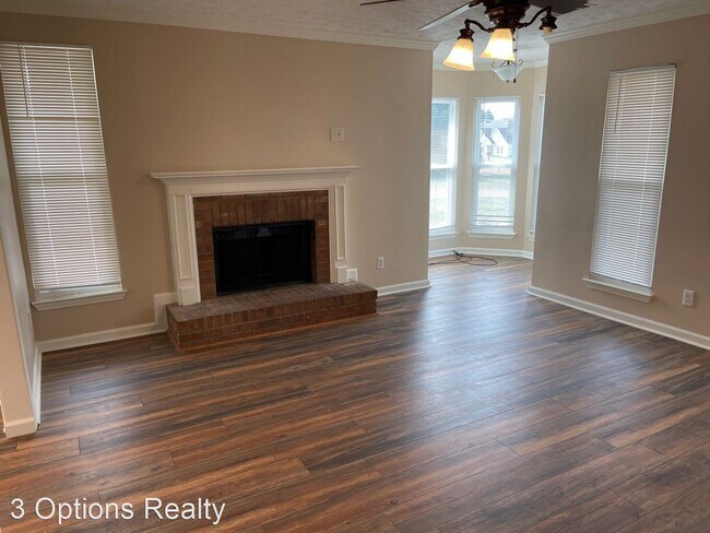 Building Photo - 4 br, 2.5 bath House - 3090 Oak Grove Rd