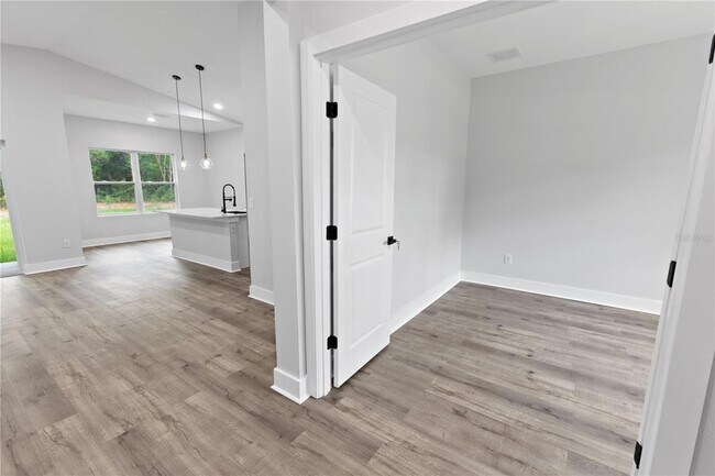 Building Photo - 12444 SW 76th Ln