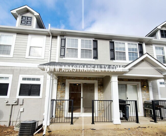 Foto del edificio - Beautiful and Spacious Olathe West Townhom...