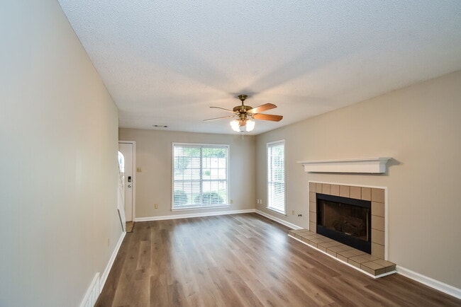 Building Photo - 7490 Overcreek Ln