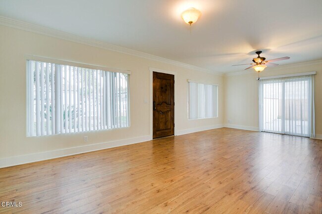 Building Photo - 470 Palisade St