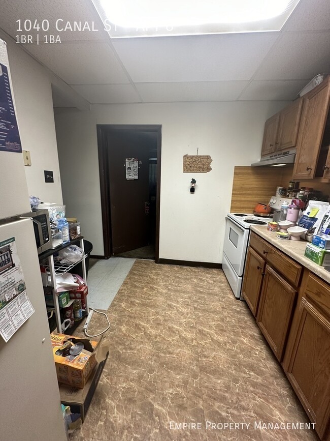 Building Photo - 1 Bedroom / 1 Bathroom Apartment in Northa...