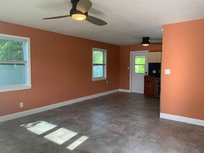 Photo - Charming Home In Gulfports Marina District