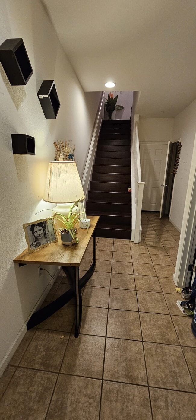 Building Photo - 2568 Heron Ct