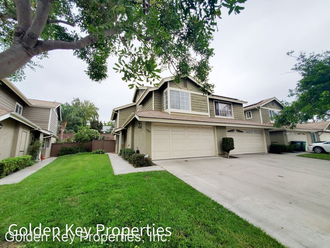 Primary Photo - 2 br, 2.5 bath House - 2982 Lexington Cir.