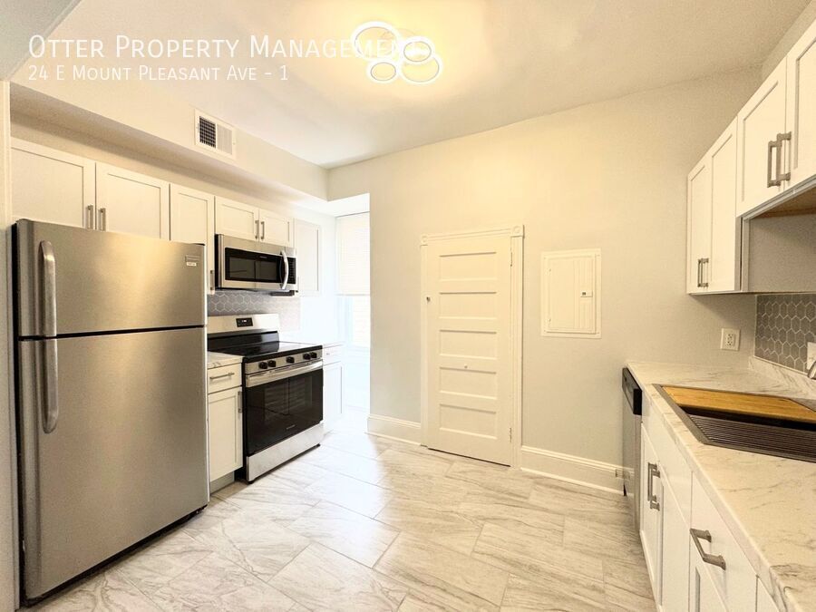 Foto principal - 24 E Mt Pleasant Ave