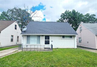 Building Photo - 3900 Wetzel Ave
