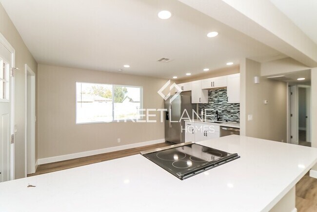 Building Photo - Charming 3 bedroom home in Phoenix!