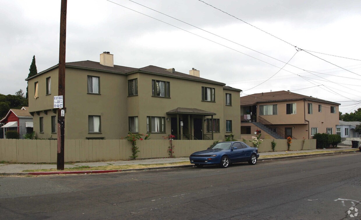 Foto del edificio - 4871-4883 Trojan Ave