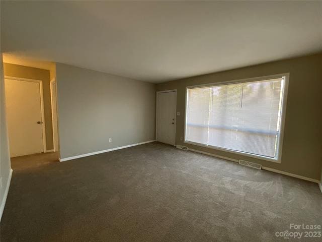 Building Photo - 4926 Malibu Dr