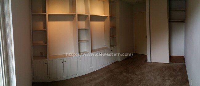 Foto del edificio - 1377 Pinehurst Square