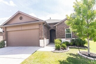 Building Photo - 1702 Deodara Dr