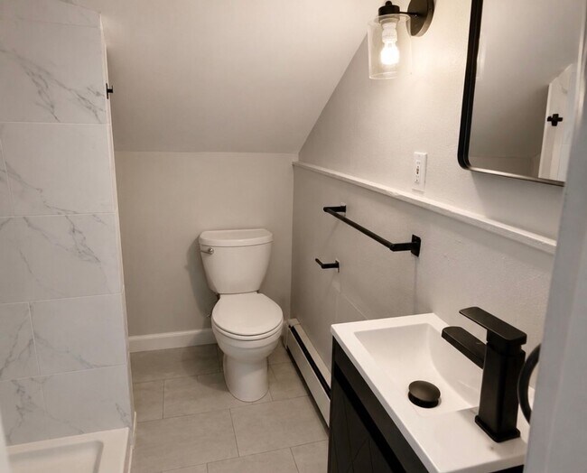 Foto del edificio - 1329 7th St
