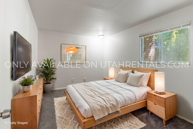 Foto del edificio - 4896 S Highland Cir