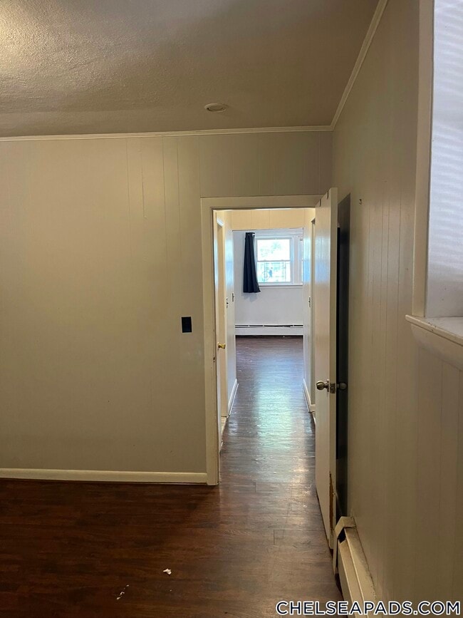 Building Photo - 18 Central Ave