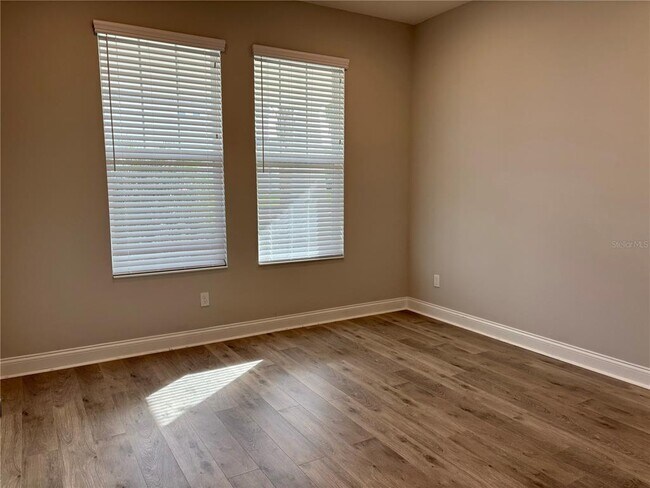 Building Photo - 802 Hull Island Dr