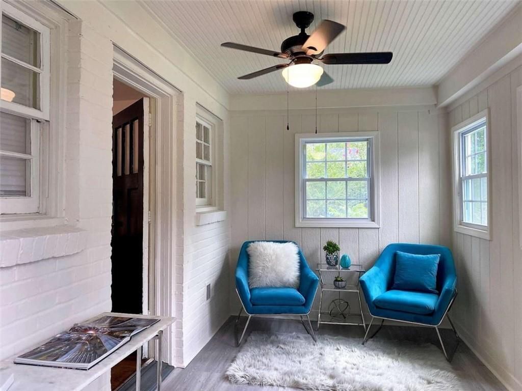 Foto principal - 2144 Delowe Dr