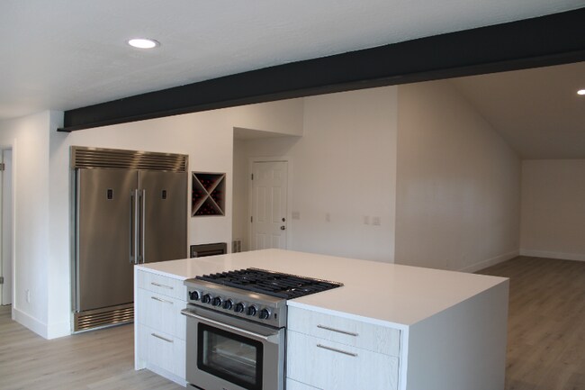Building Photo - 3318 N 85th St