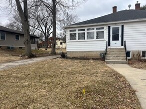 Building Photo - 86 Fox Ave