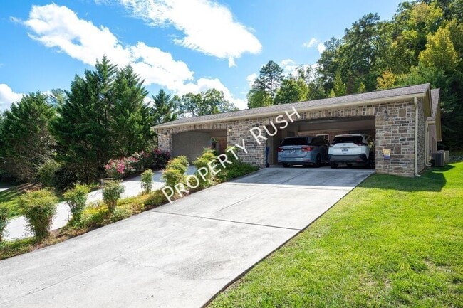 Building Photo - 3606 Brass Lantern Way