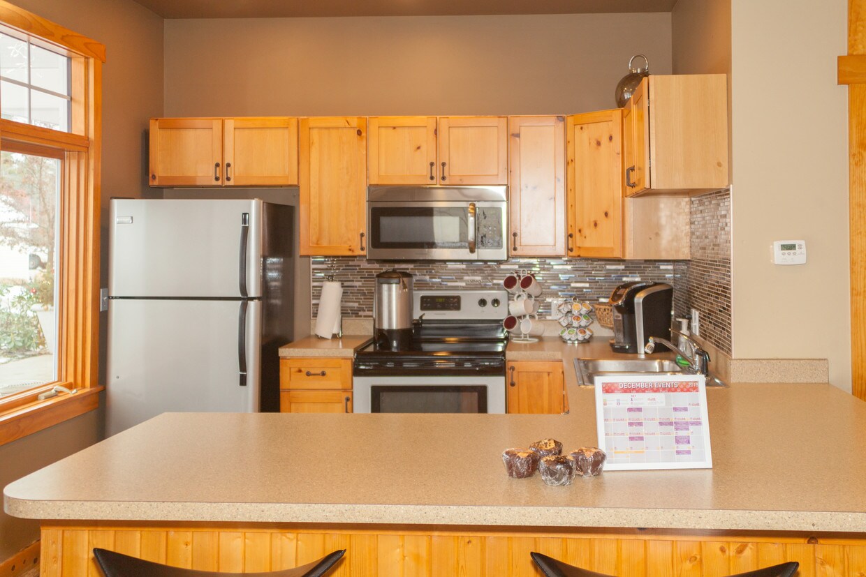 Liv Wildwood Apartments 153 S Wildwood Trl Ludington, MI