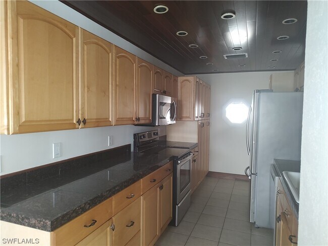 Foto del edificio - 1038 SE 30th St