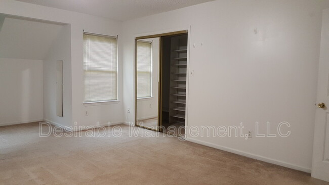 Foto del edificio - 4831 Afton Ct