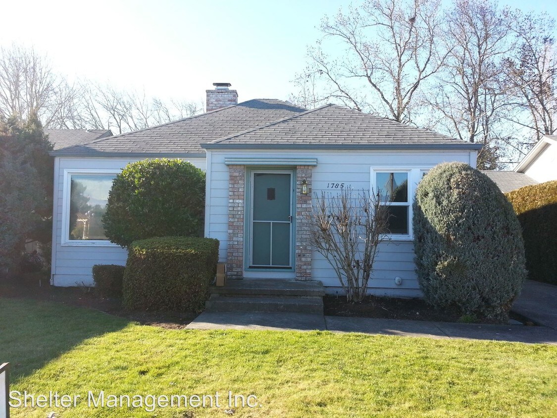 Foto principal - 1745 Childs Ave NE