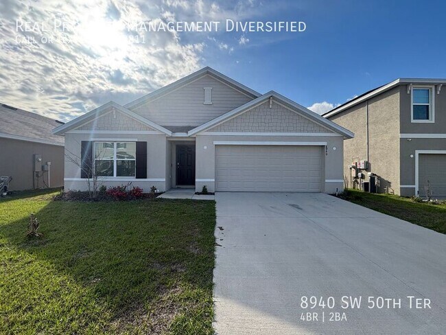 Building Photo - 8940 SW 50th Ter