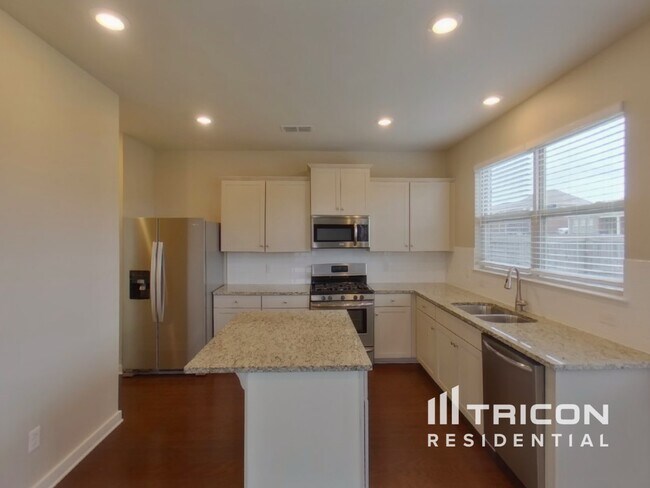 Foto del edificio - 4941 Kingdom Dr