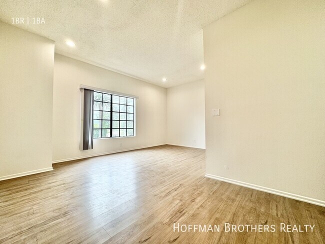 Foto del edificio - 12235 Magnolia Blvd