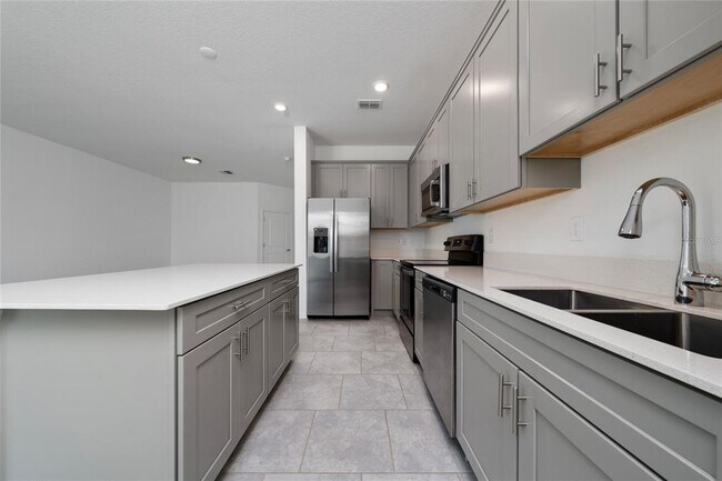 Foto del edificio - 7720 Stone Crk Trl