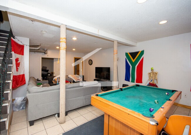 Foto del edificio - 148 Thorndike St