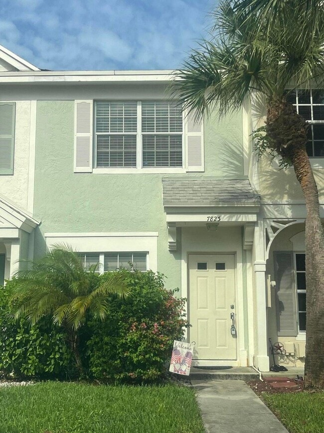 Foto del edificio - 7823 Sanibel Dr