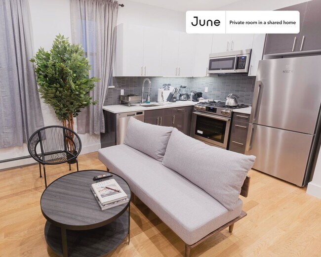 Foto del edificio - Room in Shared 4 bed/1.5 bath home