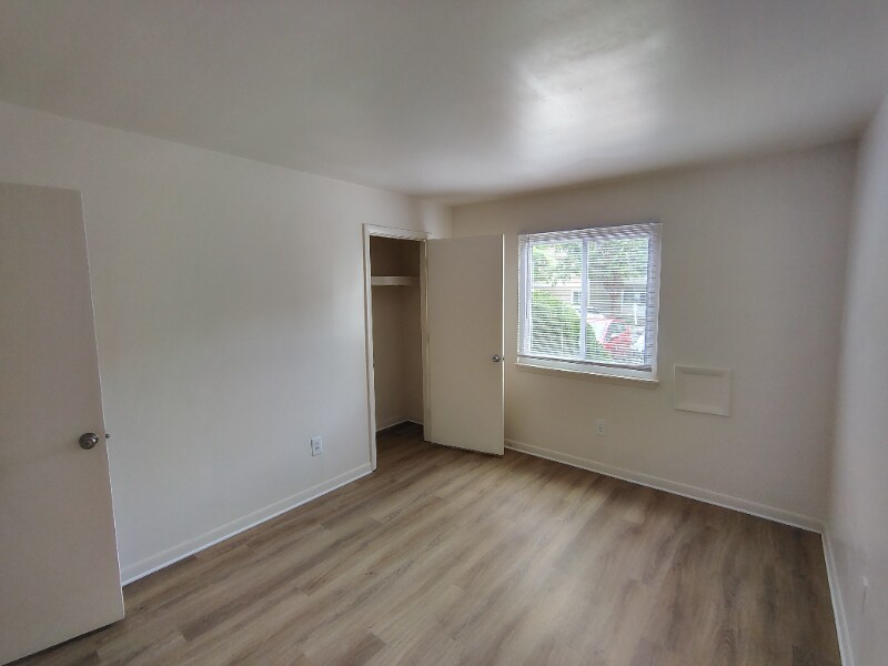 Primary Photo - 600 Reusens Rd