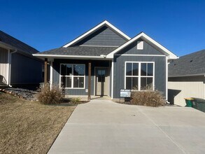 Building Photo - 53 Wolfsbridge Lp