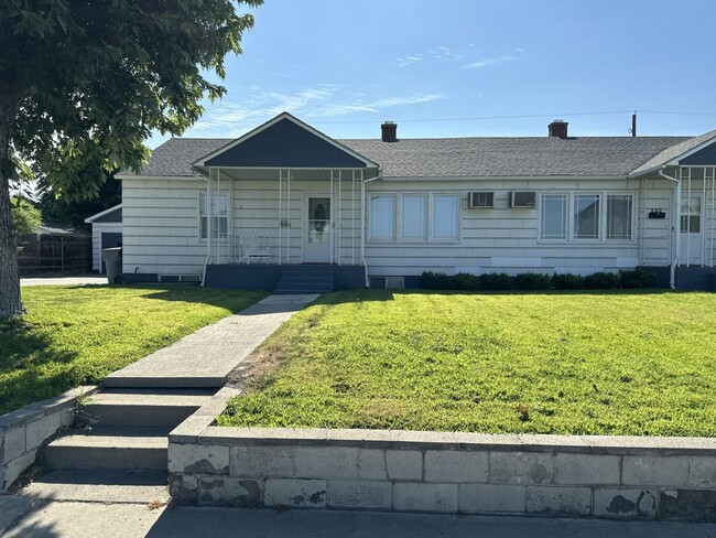 Foto del edificio - RIchland Duplex for Lease