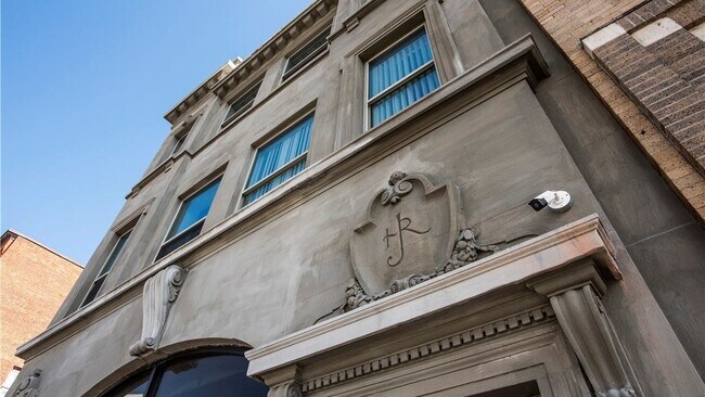 Foto del edificio - 221 Elizabeth St