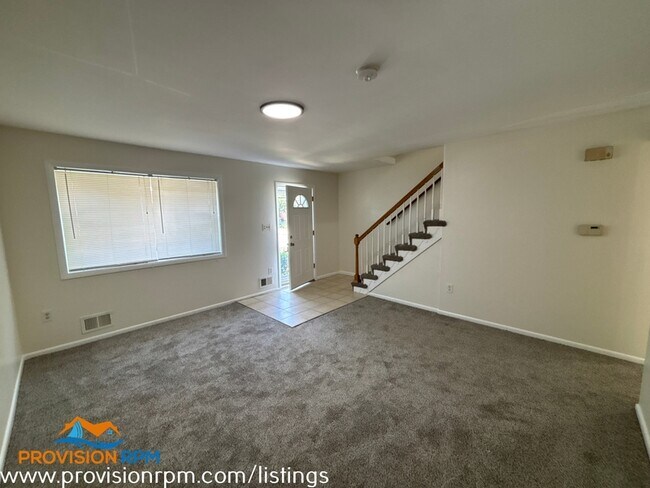 Foto del edificio - 5138 Clacton Ave