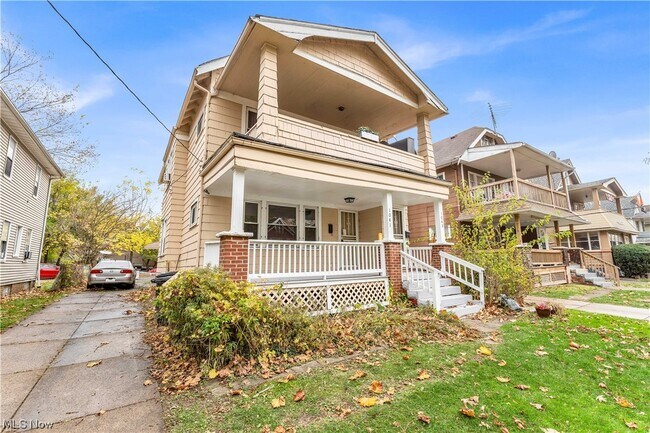 Building Photo - 1041 E 169th St