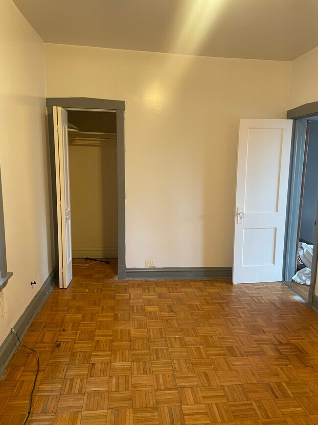 Building Photo - 7829 S Marshfield Ave