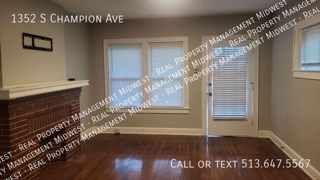Foto del edificio - 1352 S Champion Ave